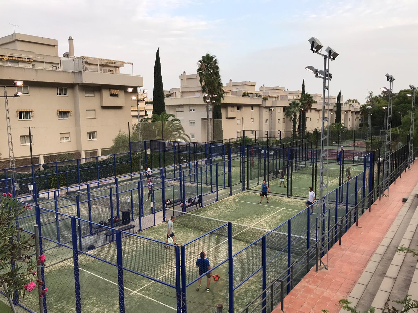 Centro Deportivo Fili Pinos del Limonar